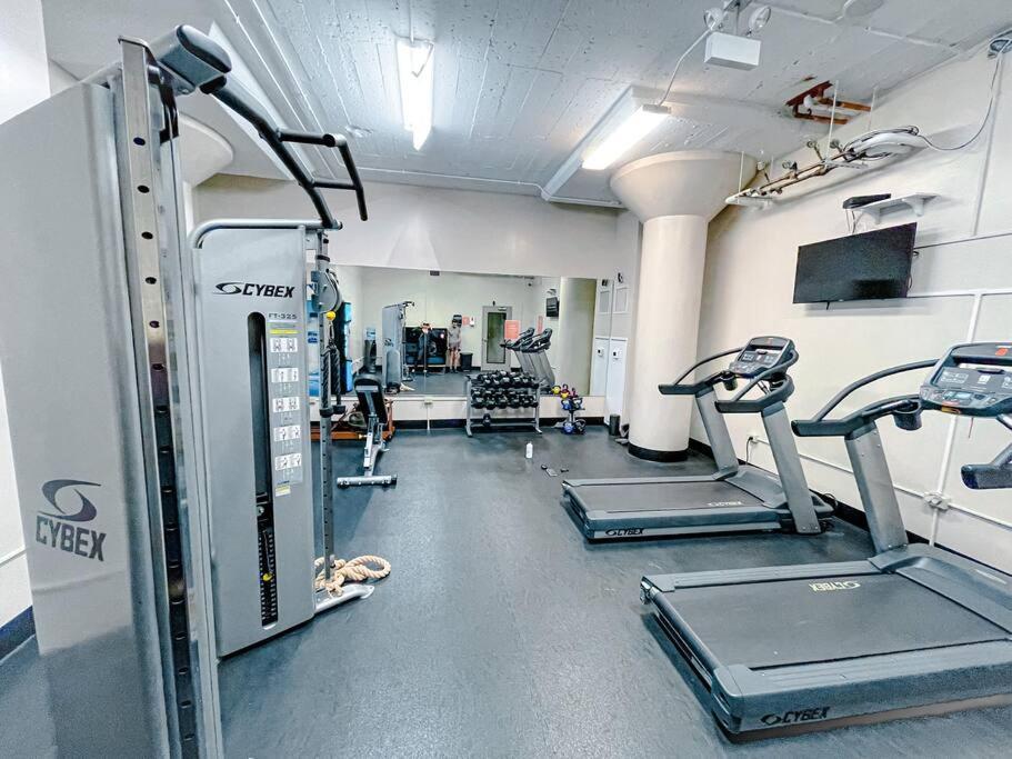 Modern 2Br In South Loop Near Soldier Field, Grant Park, Downtown, & Lakefront Trail Чикаго Экстерьер фото